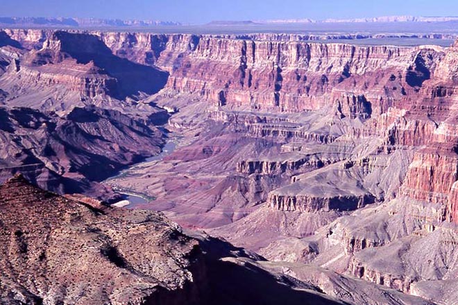 Motorist dies in drive over edge of Grand Canyon