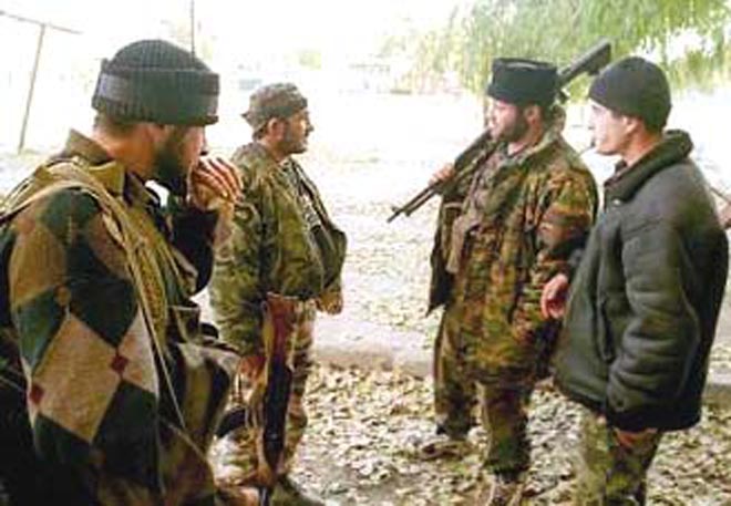Двое военнослужащих ранены в Чечне