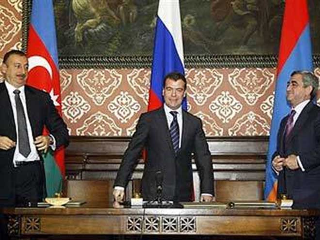Началась встреча президентов Азербайджана, России и Армении
