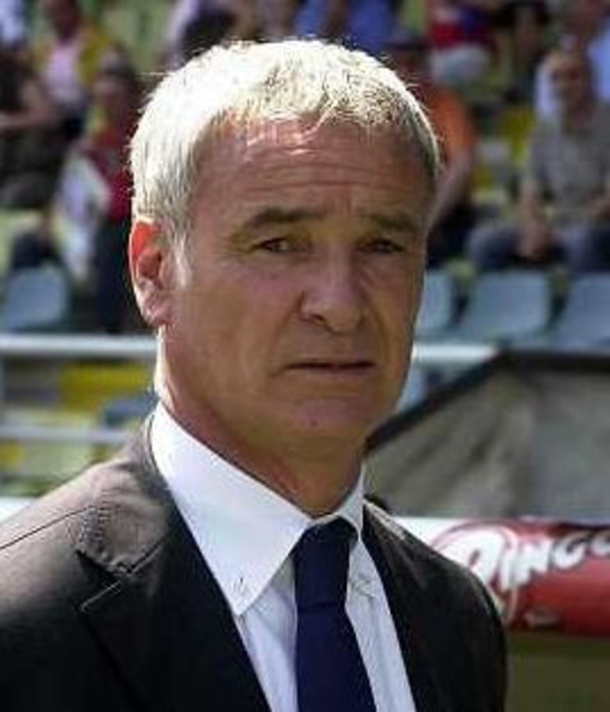 Раньери отправлен в отставку с поста главного тренера футбольного клуба "Фулхэм"