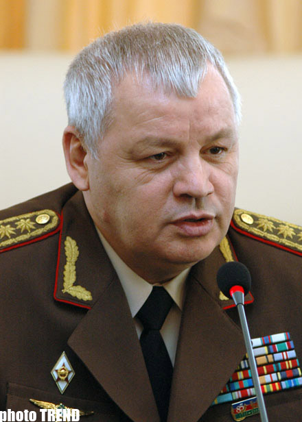 Министр обороны Азербайджана принял посла Франции