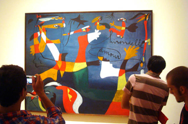 Музей Современного искусства Нью-Йорка. Хуан Миро - каталонский (испанский) живописец, скульптор, график, дизайнер