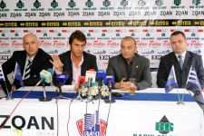Легендарный игрок  "Галатасарая" обсудит с Берти Фогтсом будущее азербайджанского футбола