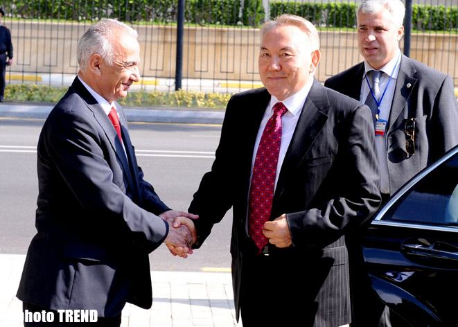 Назарбаев прибыл в Вашингтон, где запланированы его переговоры с Обамой