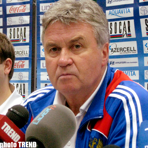 Будущее Хиддинка на посту тренера сборной России будет известно в декабре-январе