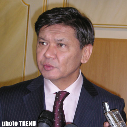 Kazakh presidential advisor calls for dividing power and business