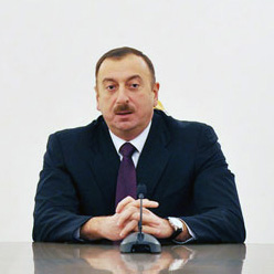 Azerbaijani President, EU Commission head hold press conference