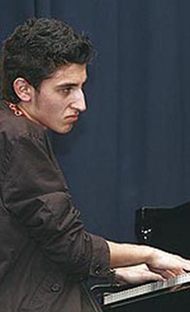 Победный диск азербайджанского пианиста Исфара Сарабского
