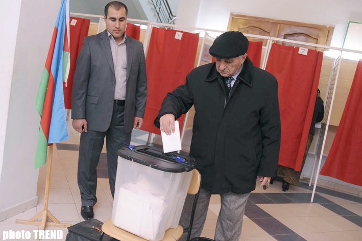 Voter turnout in Azerbaijani municipal elections hits 16.79 percent as of 12.00: CEC