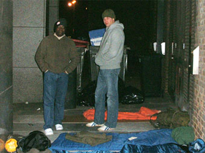 Принц Уильям провел ночь на улице с бездомными