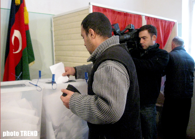 К полудню на выборах в парламент Азербайджана в исправительных учреждениях проголосовало 27% заключенных