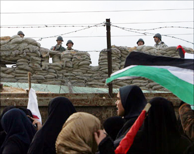 Gaza-Egypt border to close on Egyptian Police Day