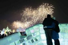 В Харбине открылся ежегодный фестиваль льда (фотосессия)