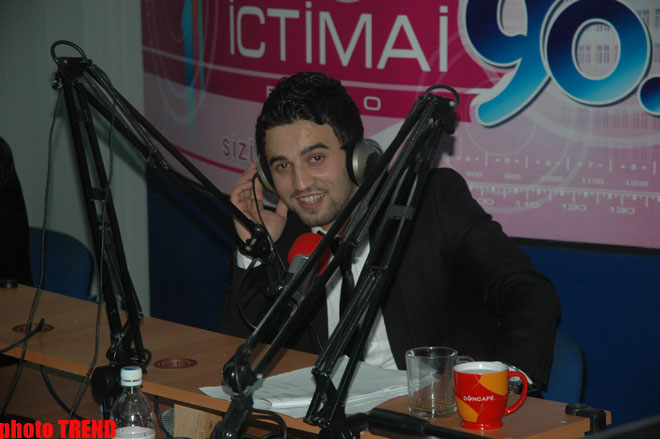Праздничный драйв радиоведущего Кязыма Багирова с певцом Замигом (фотосессия)