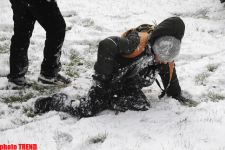 Snowfall in Baku (PHOTOSESSION)