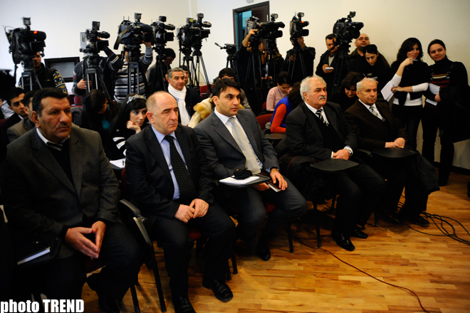 Референдум в Нагорном Карабахе возможен лишь после возвращения в регион азербайджанской общины - глава общины