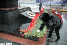 Ходжалинская трагедия – 18. 
Слезы Эльзы Сейиджахан смешались с каплями дождя (фотосессия)
