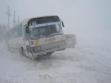 Main roads in Kazakhstan closed by heavy snowfall