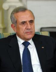 Lebanese president declares government caretaker