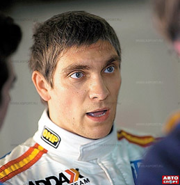 Виталий Петров посетовал на неудачный старт на Гран-при Бразилии