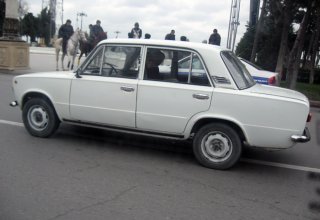 В Азербайджане за автохулиганство было наказано более 260 человек