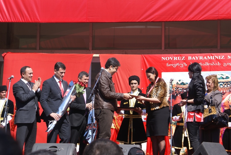 President Saakashvili awards Ganira Pashayeva with title of Honorary Citizen of Georgia (photo)