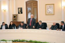 Book on genocide presented in Azerbaijan (PHOTO)