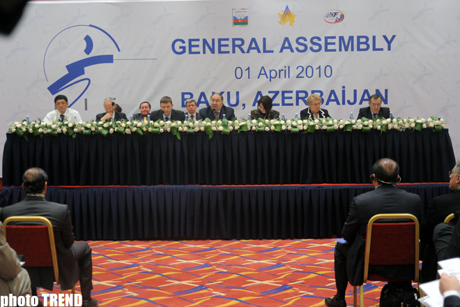 В Баку прошло заседание генеральной ассамблеи Международной федерации фехтования (фотосессия)
