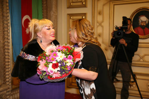 Народная артистка Азербайджана Ильхама Гулиева рассказала о вояже в Турцию