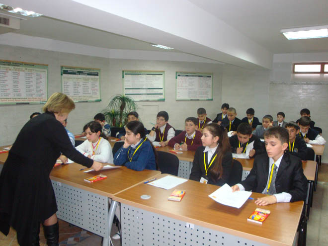 В Азербайджане в 2010-2011 учебном году планируется издать учебники 111 наименований