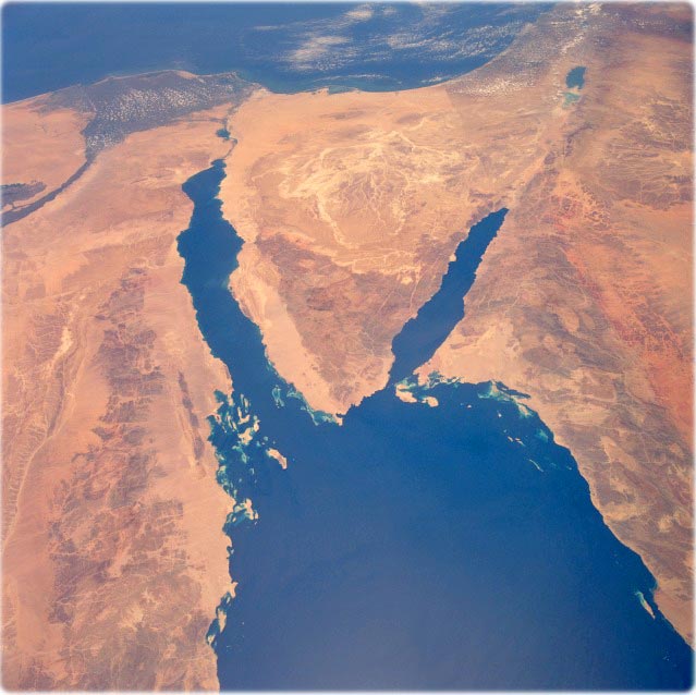 Израильтян призывают покинуть Синайский полуостров
