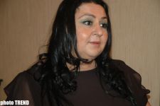 Топпуш баджы становится "черной пантерой" - азербайджанской Наоми Кэмпбелл (фотосессия)