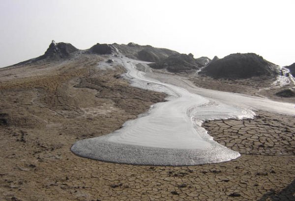 В Азербайджане будет создан туристический комплекс грязевых вулканов
