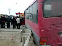Lorry clashes passenger bus in Azerbaijan (PHOTO)