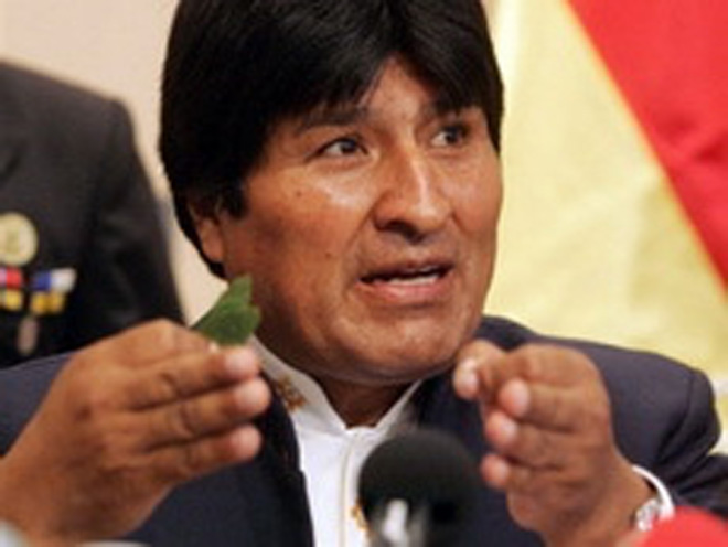 Президент Боливии сравнил шумных журналистов с вувузелой