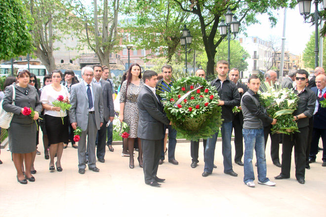 Gürcüstanda ümummilli lider Heydər Əliyevin anadan olmasının 87-ci ildönümü qeyd olunub (FOTO)