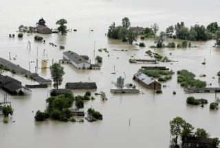 Floods leave 10 dead in northeastern Romania