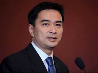 Премьер Таиланда поздравил оппозицию с победой на выборах
