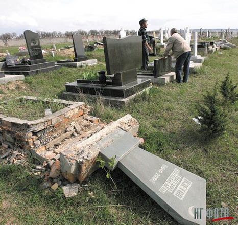 На Кубани вновь разрушены надгробия на могилах армян