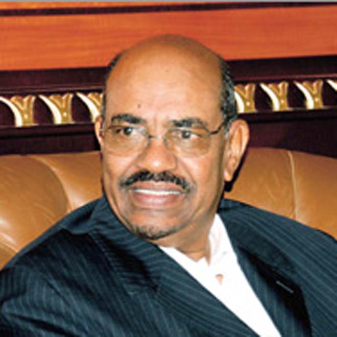 Sudan's al-Bashir visits Chad despite ICC arrest warrant