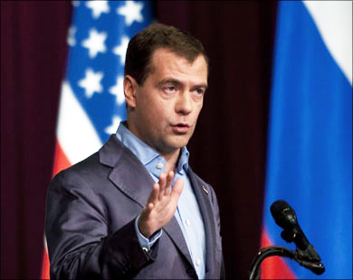 Медведев призвал партнеров избегать скоропалительных шагов в отношении Сирии