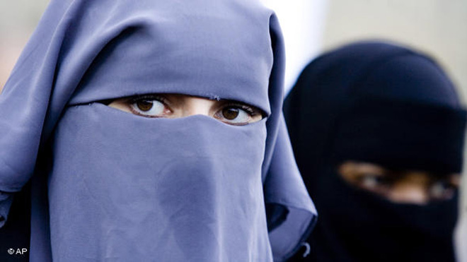 Mısır'da burka ve peçe yasaklanıyor