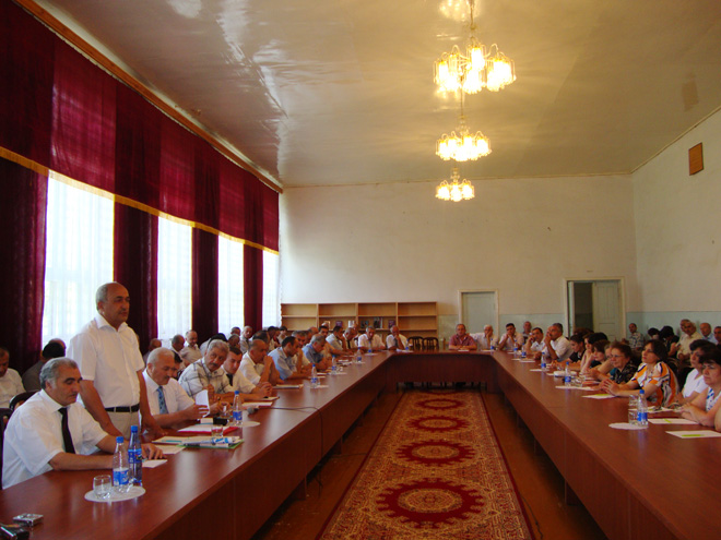 В Шеки  состоялась конференция, посвященная 135-летию национальной прессы Азербайджана (ФОТО)