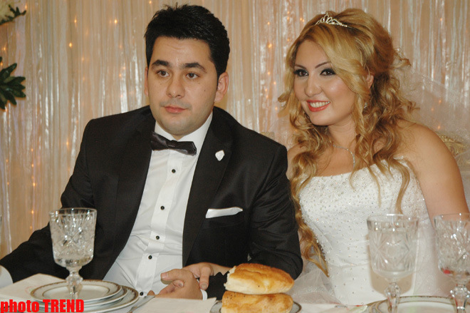 Звездная свадьба певца Самира Пириева с телеведущей (фотосессия)