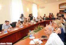 Ruling party deputy chairman: Most part of Azerbaijani press formed on correct values (PHOTOS)
