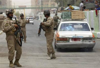 На юге Ирака усилили меры безопасности после атаки на консульство Ирана