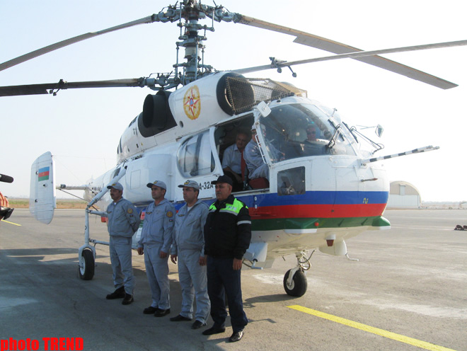 Azerbaijani ministry's helicopters extinguish forest fire in Russia