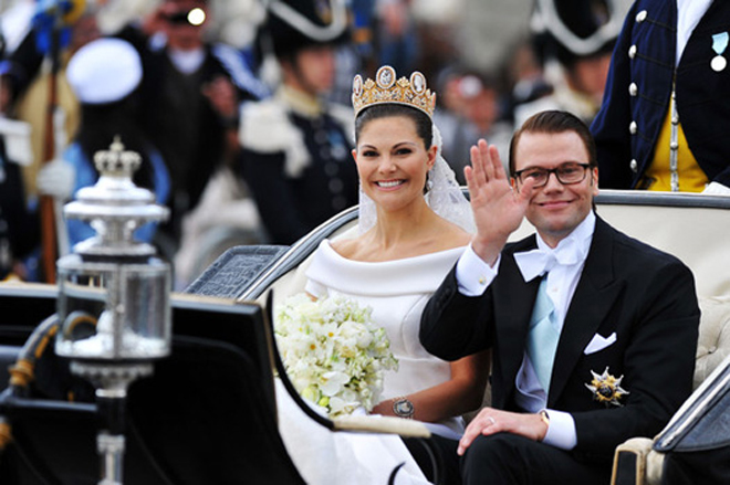 Шведскую принцессу Викторию обвинили во взяточничестве