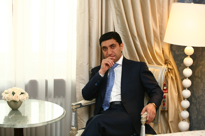 Олигархи из Азербайджана получили в управление крупнейший девелоперский проект Москвы