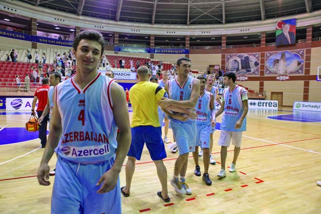 Azərbaycan basketbolçuları qələbə qazanmaqda davam edirlər (FOTO)